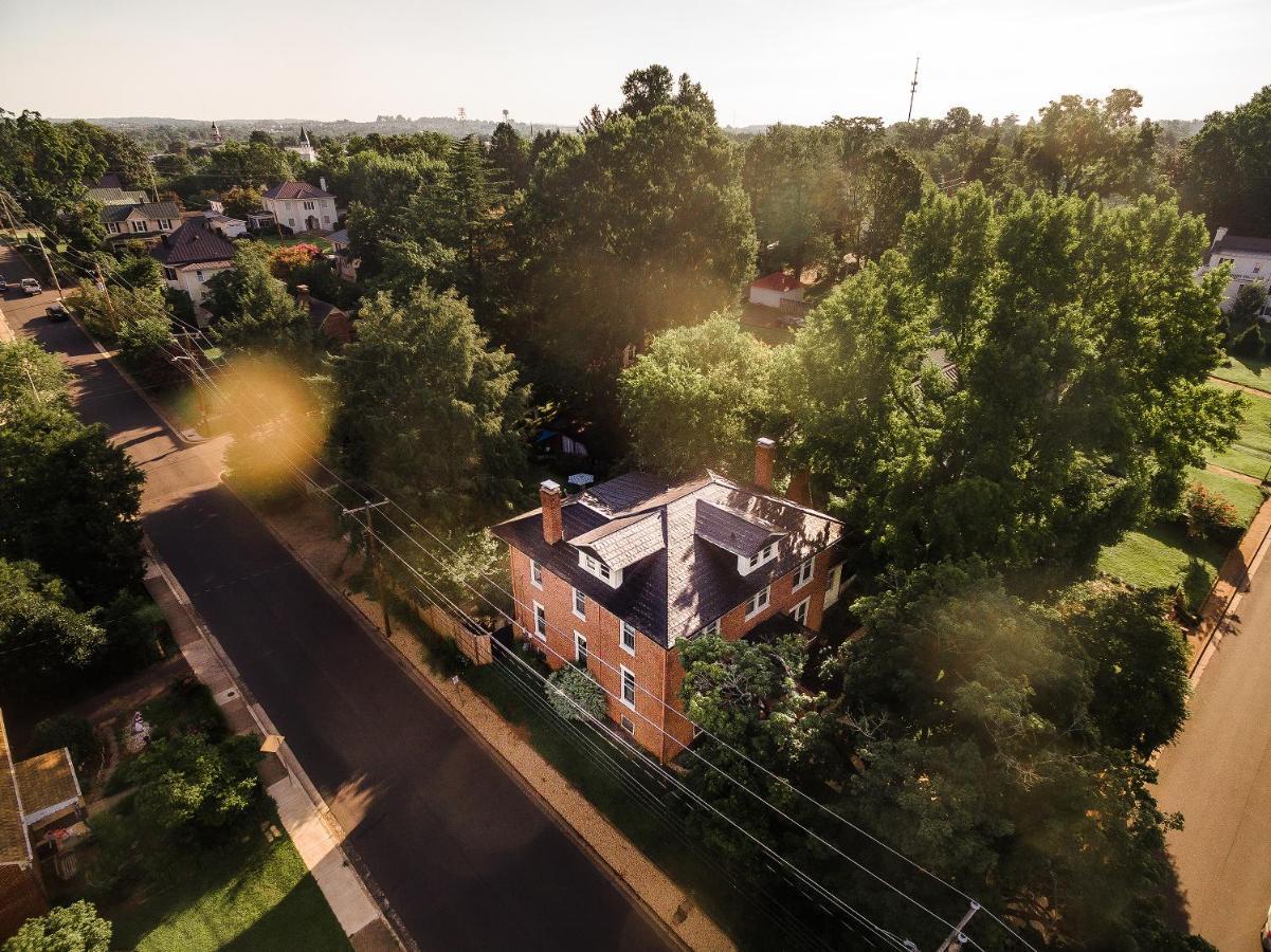 Hotel West Park Gardens Culpeper Exteriér fotografie